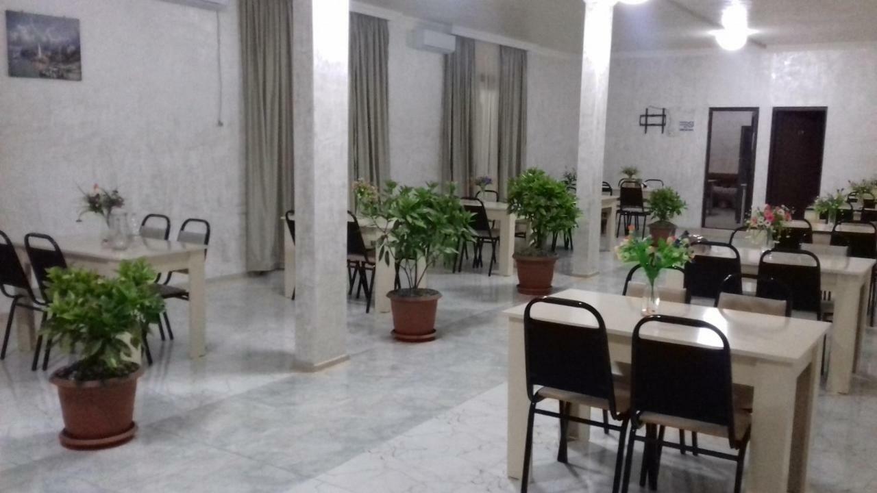 Отель Анна Уреки Экстерьер фото
